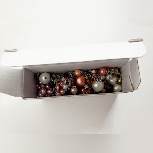 8-Piece Set Pearl Necklace, Ring, Earrings and Bracelet Ensemble - Picture 2 of 10